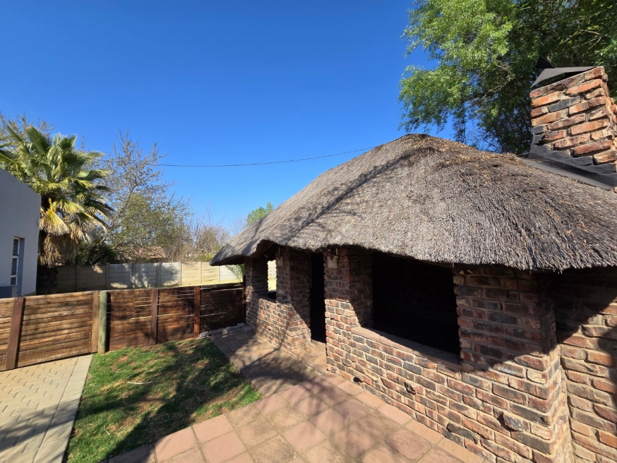 5 Bedroom Property for Sale in Universitas Free State